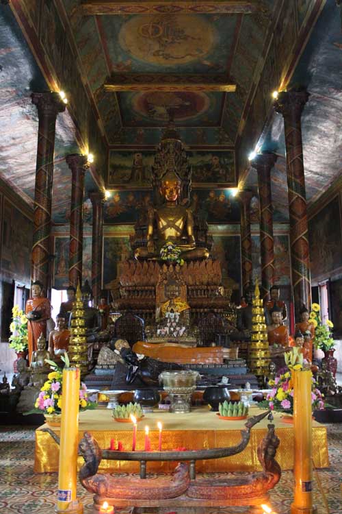 Wat-Phnom-Camboya-womviajes